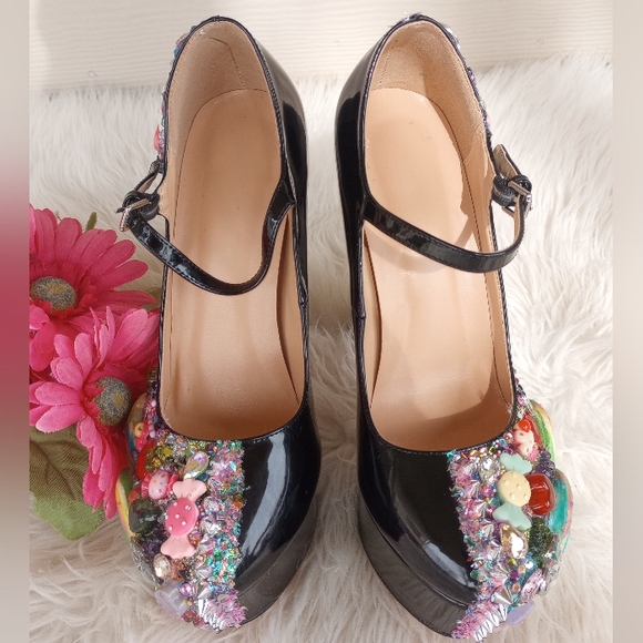 Sale! Custom Made Zombie Peepshow Candy Embellished Black Strappy Platform Heels - Picture 5 of 16